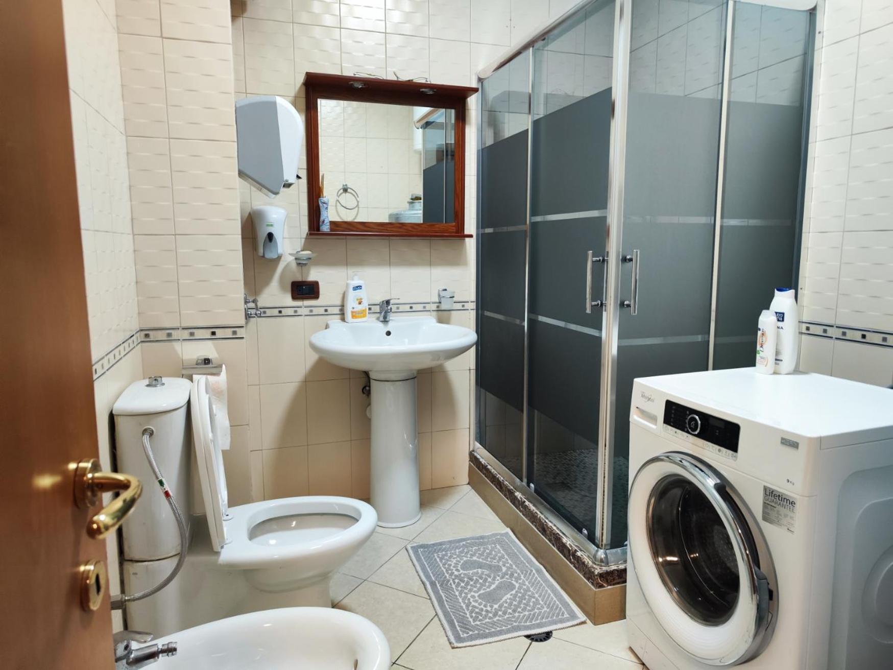 The Best Guesthouse In Tirana Exteriör bild